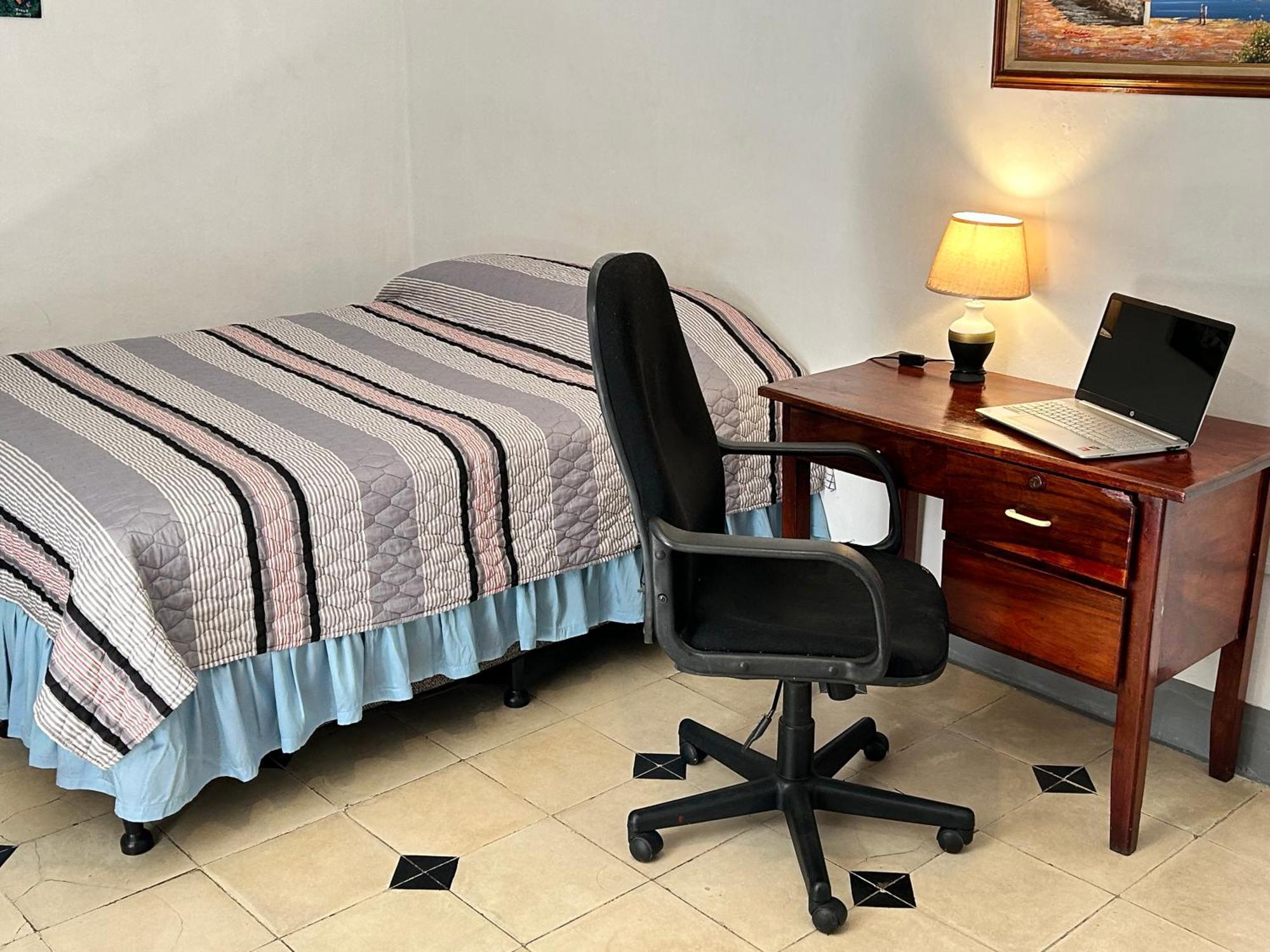 El Callejon Guest House León Zewnętrze zdjęcie