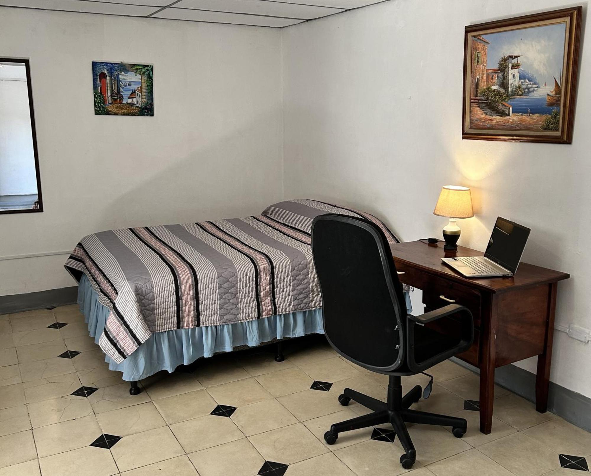 El Callejon Guest House León Zewnętrze zdjęcie